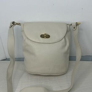 Vintage 60’s Nine West bone leather bag